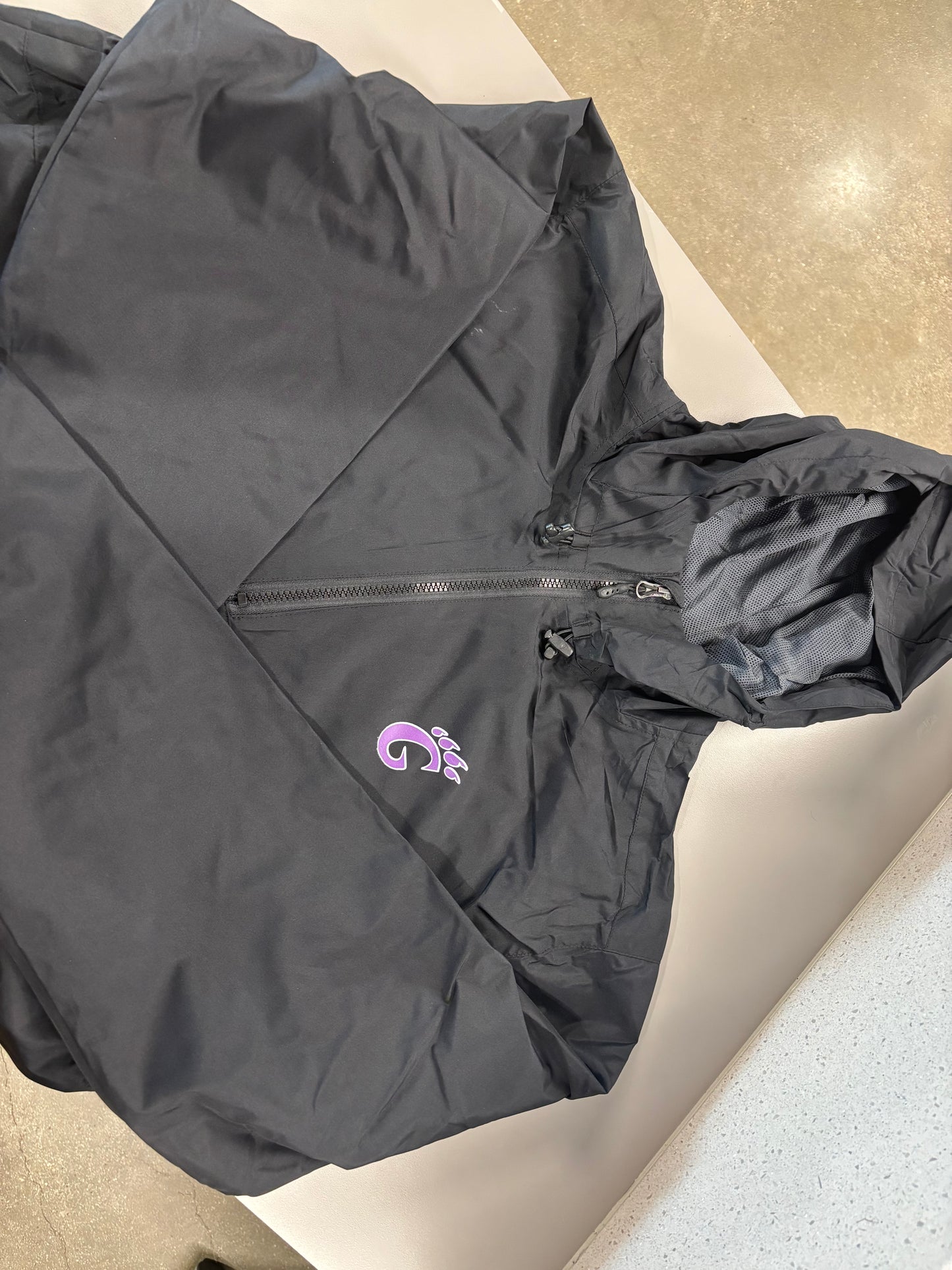 G-Claw Windbreaker